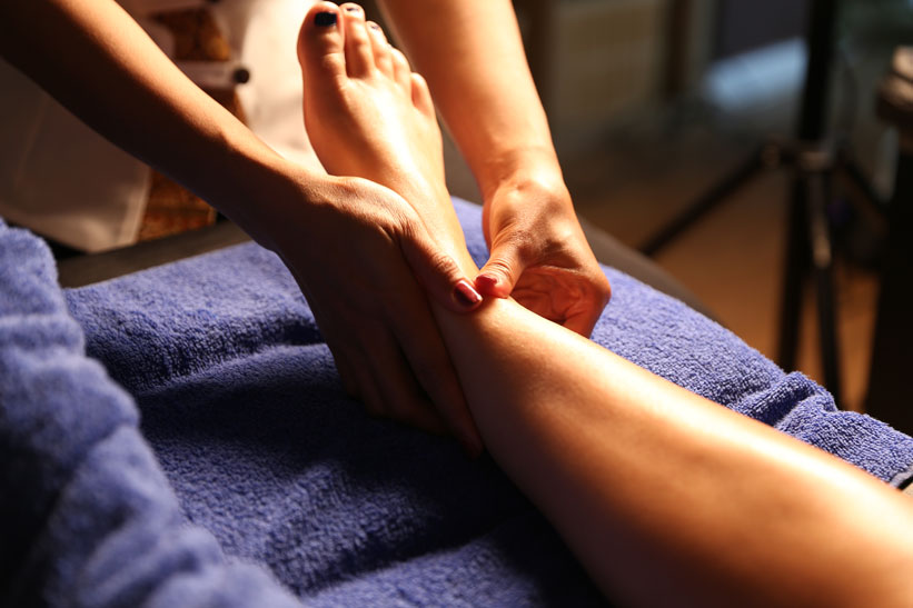 Foot, Hand & Shoulders Thai Massage